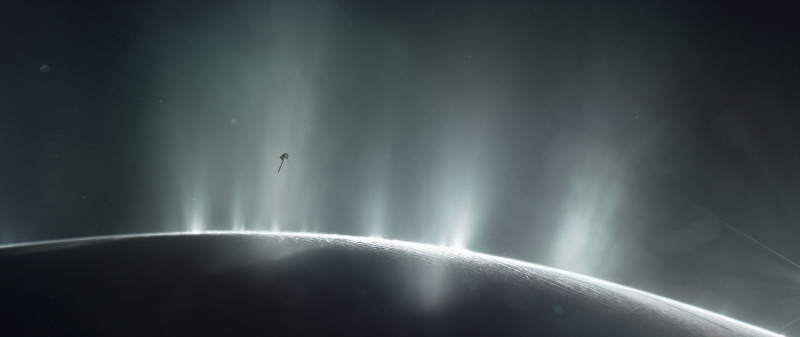 Ilustração da viagem de Cassini sobre a lua Encélado