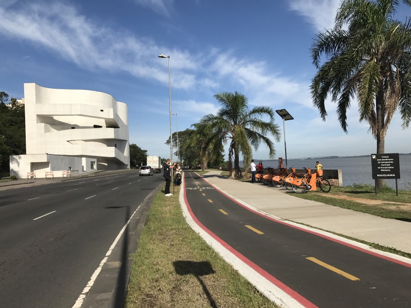 Estação BikePoa na área do Museu Iberê Camargoserá a primeira a operar 