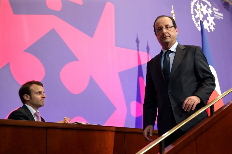 Hollande (d) irá apoiar seu ex-ministro (e) na reta final da campanha