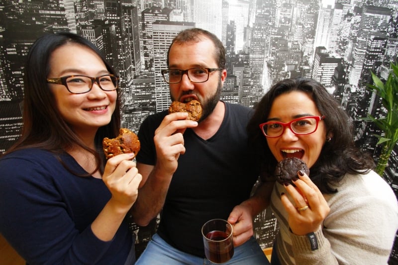 Donos da Okidoki, Fifi, Diego e C&iacute;ntia dizem que os tr&ecirc;s meses de an&aacute;lises de mercado foram essenciais Foto: CLAITON DORNELLES/JC