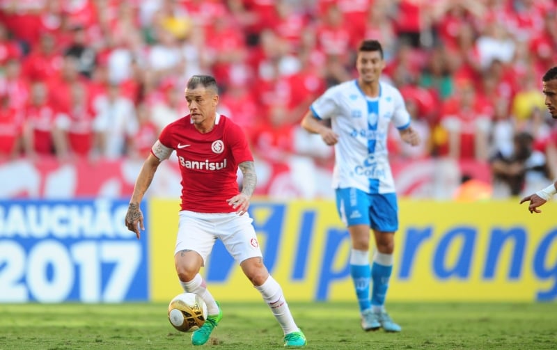 D'Alessandro cutucou o rival Grêmio