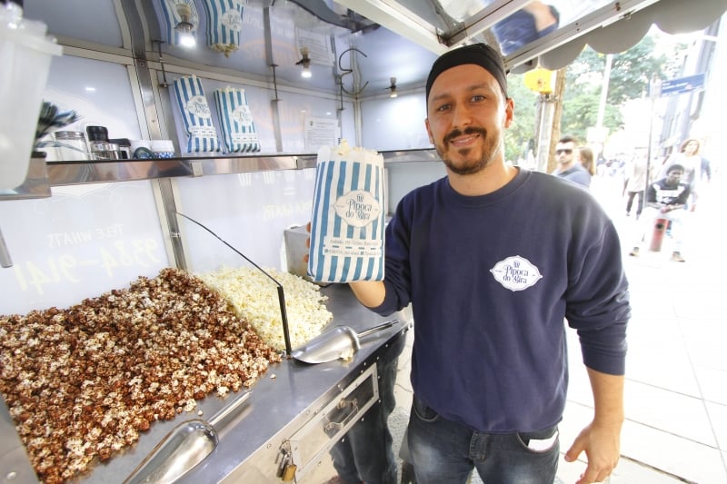 Israel largou emprego formal para criar estrat�gias para o neg�cio