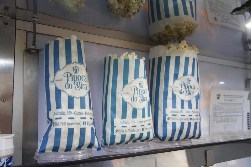 Israel Leal Rosa, propriet&aacute;rio da Pipoca do Bira Foto: CLAITON DORNELLES /JC