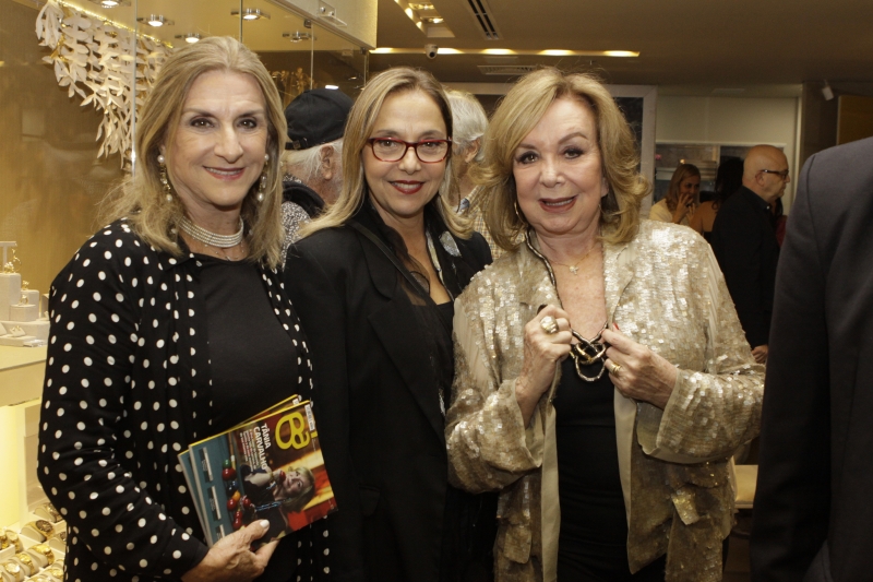 Maria Cecília Sperb e Nádia Raupp Meucci com Tânia Carvalho, capa da revista Bá