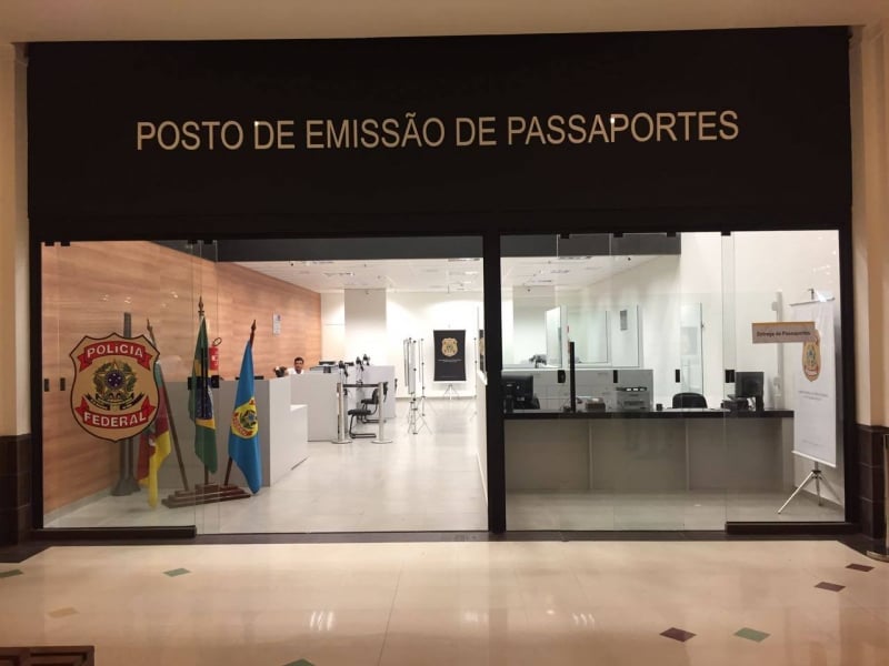 A emissão de passaportes está suspensa desde terça-feira (27)