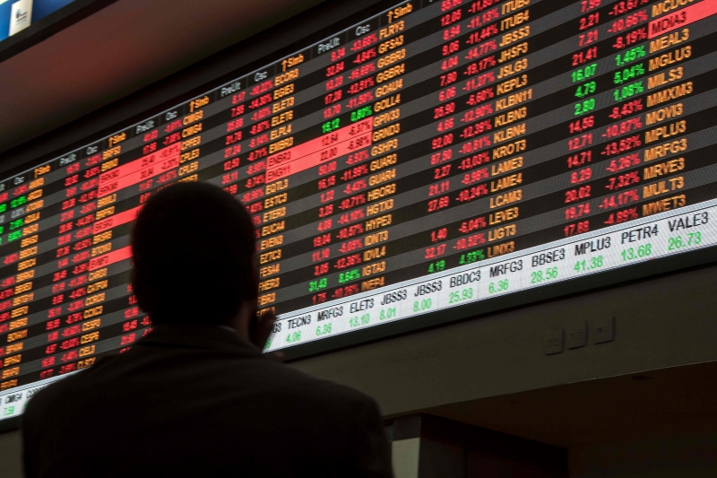 No Brasil, o Ibovespa atingiu, em outubro, seu maior patamar nominal