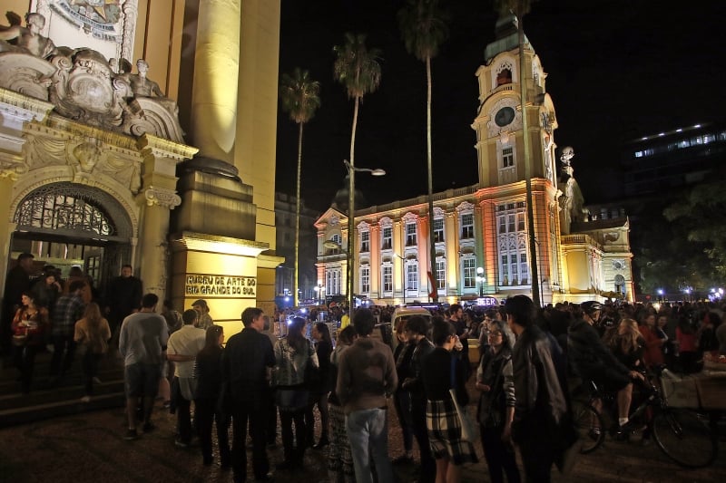 Em sua segunda edição, a Noite dos Museus levou 52 mil pessoas a 10 centros culturais, como Margs e Memorial (foto), até a madrugada de domingo