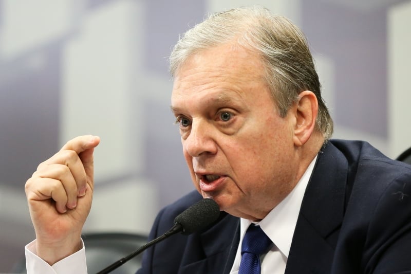 Tasso Jereissati (foto) vai disputar a vaga com o governador de Goiás, Marconi Perillo