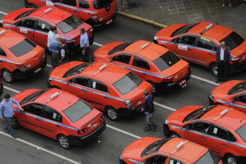 O órgão orienta que os interessados façam o pedido eletronicamente, para reduzir o tempo de análise