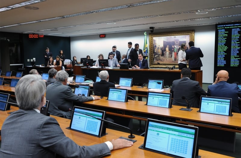Texto poderá retirar R$ 500 milhões por ano das entidades esportivas brasileiras
