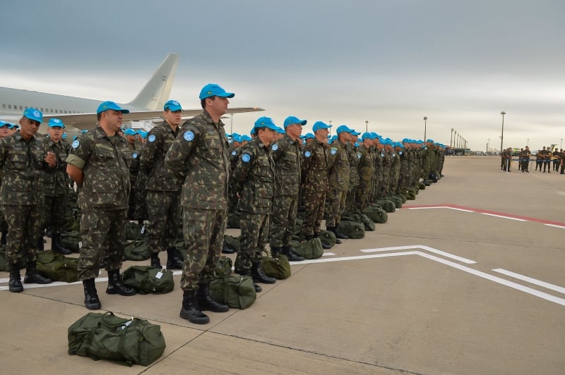 O grupo é composto por 970 militares, sendo 181 da Marinha, 639 do Exército e 30 da Aeronáutica