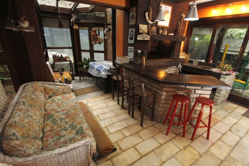 Gera&ccedil;&atilde;oE. 
Entrevista com Karen Miluterno, que transformou a casa dela em espa&ccedil;o de eventos.  Foto: MARCELO G. RIBEIRO/JC