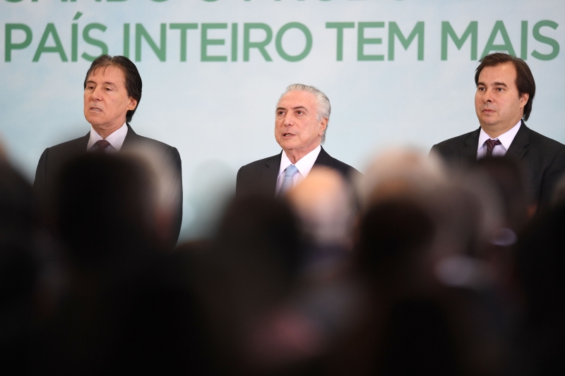 Reunião entre Temer (centro), Eunício (esquerda) e Maia durou cerca de uma hora e meia e às vésperas de votações