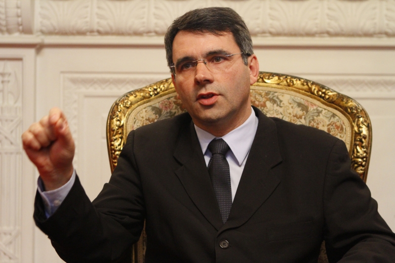 Líder do MDB na Assembleia quer posição do Piratini sobre o Banrisul