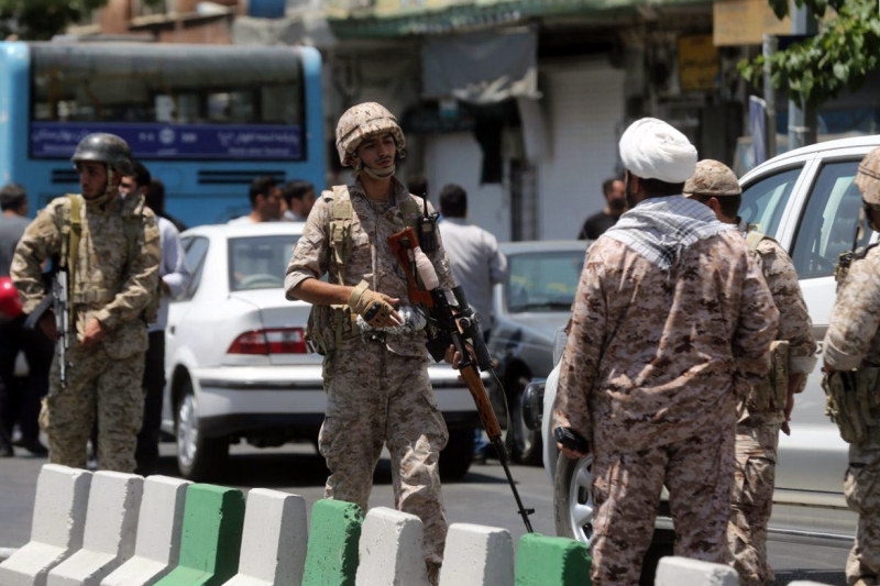 Guarda Revolucionária relacionou EUA e Arábia Saudita aos atentados