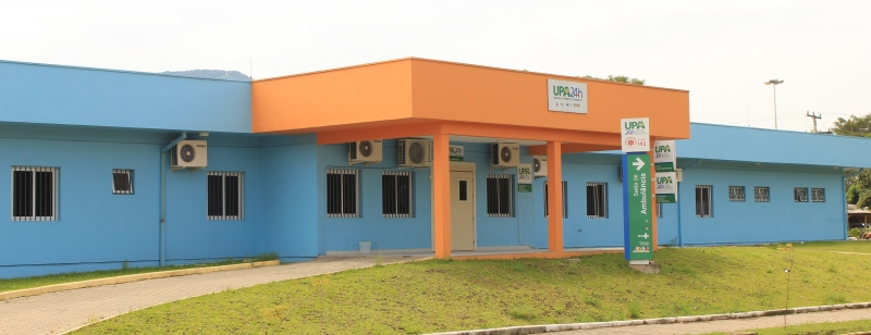 Unidade realiza até 400 atendimentos por dia e acabou substituindo o plantão médico, de estrutura precária