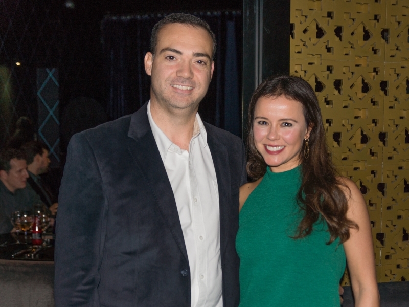 Rafael Toffanello e Máira Ritter no 300 Cosmo Dining Room