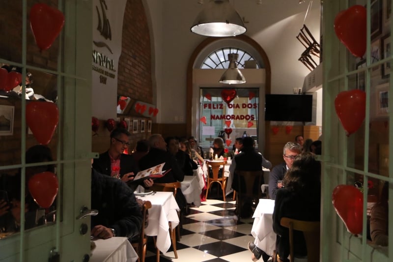 Dia dos Namorados deverá ser de alta no faturamento para estabelecimentos de hospedagem e alimentação