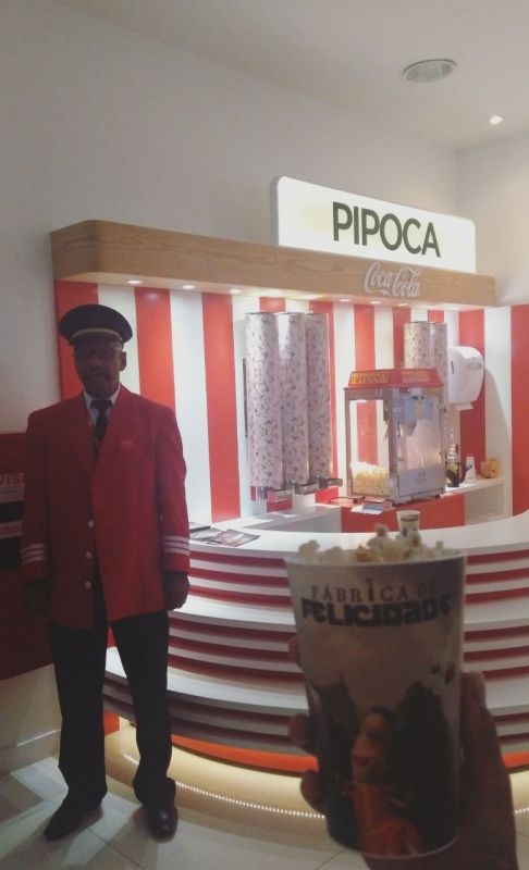 Seu Valdemar trabalha no local 
h&aacute; 41 anos  Foto: instagram/REPRODU&Ccedil;&Atilde;O/JC