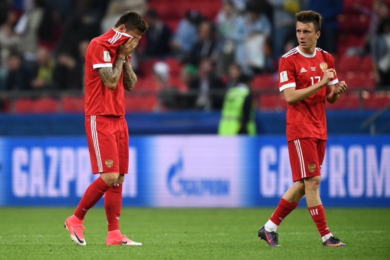 Com a derrota, a anfitriã Rússia é eliminada do evento-teste para a Copa do Mundo de 2018