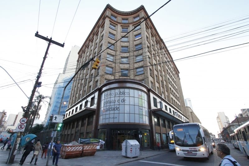 Instituição justificou decisão em razão de medidas ainda não concretizadas de PPCI