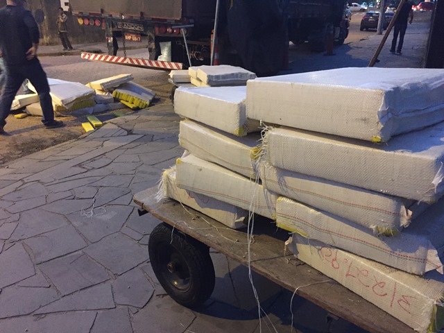 A droga estava escondida sob uma carga de soja