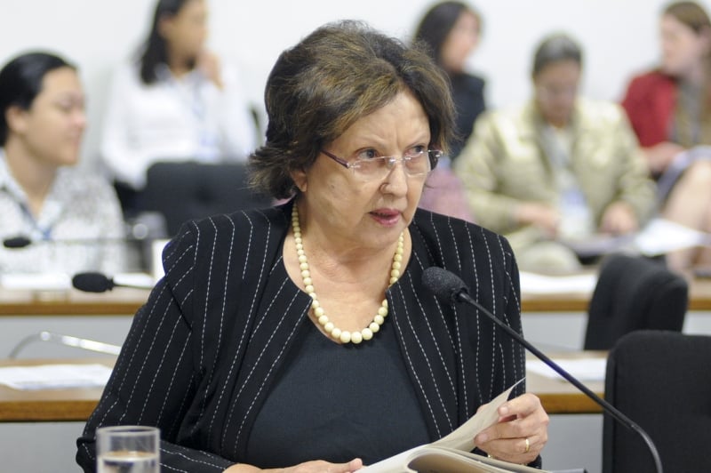 Autora, Maria do Carmo quer 'proteger a sociedade dos maus funcionários'