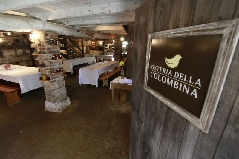 A opera&ccedil;&atilde;o foi constru&iacute;da no por&atilde;o de casa e comporta 40 lugares Foto: JONATHAN HECKLER/JC