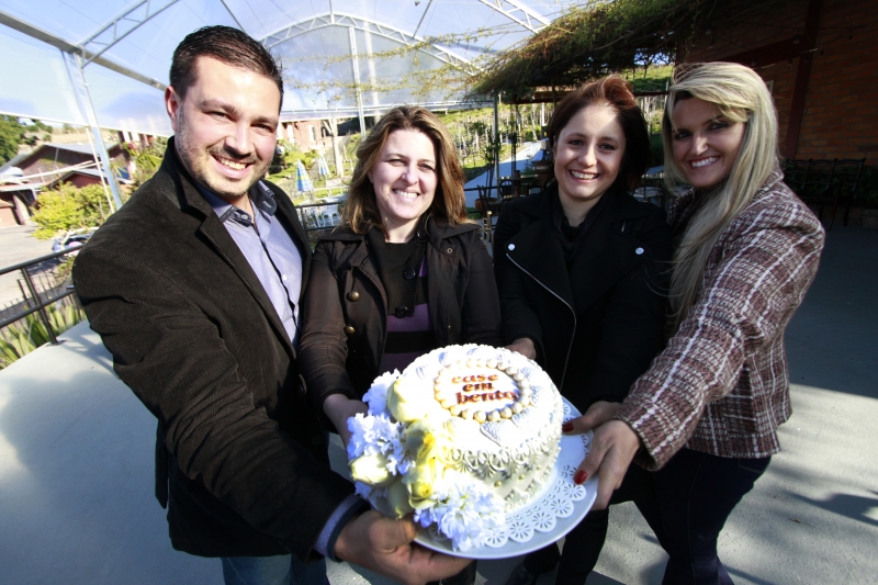 Cleber, Renata, Andr&eacute;ia e Deize est&atilde;o &agrave; frente do novo projeto