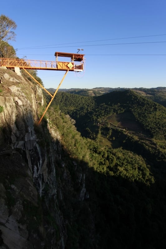 Caderno de Inverno do Gera&ccedil;&atilde;o E

na foto: Bungee Jump, Parque Gasper Foto: JONATHAN HECKLER/JC