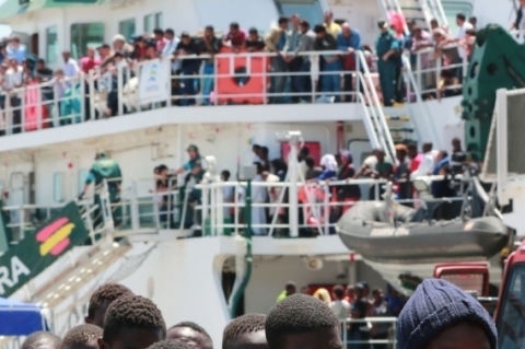 País se tornou 'porta de entrada' de refugiados no continente