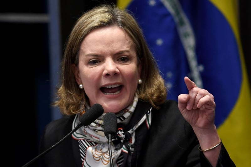 Gleise disse que a denúncia não possui fundamento e que busca criminalizar o PT