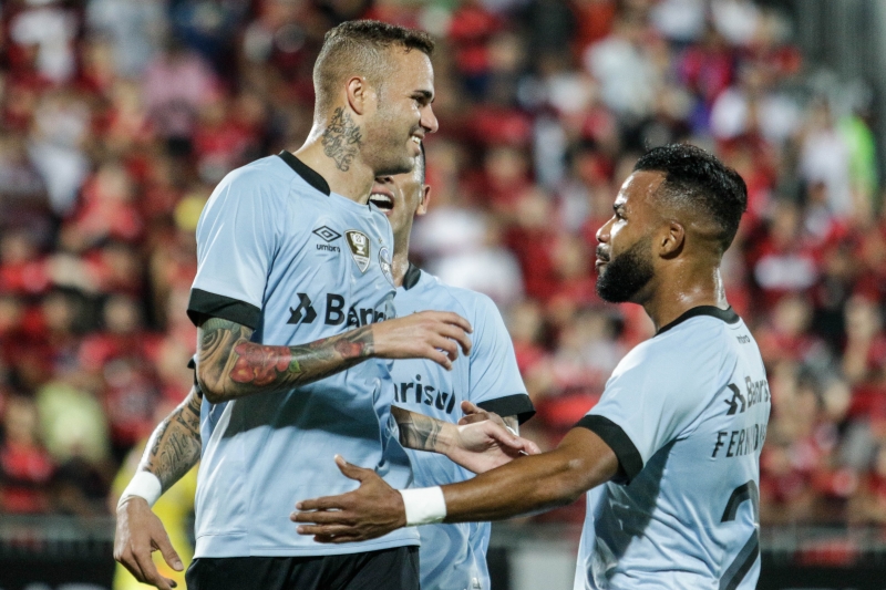 Em lance individual, Luan marcou o único gol da partida