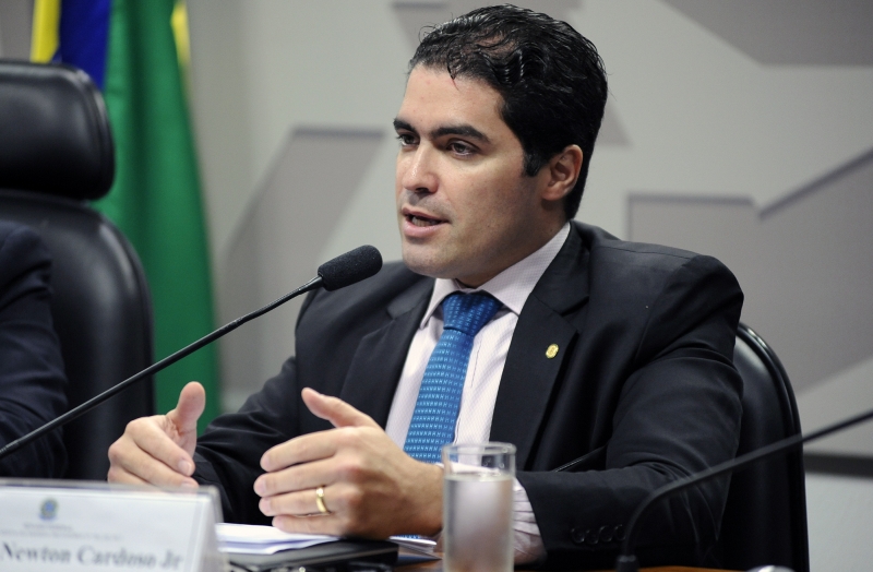 Receita e PGFN rejeitam relatório do deputado Newton Cardoso Júnior