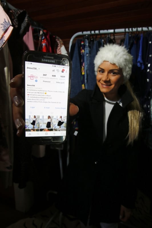 Entrevista com Day Pohl, da Dress 250, sobre a marca e o mercado online de roupas.  Foto: FREDY VIEIRA/JC