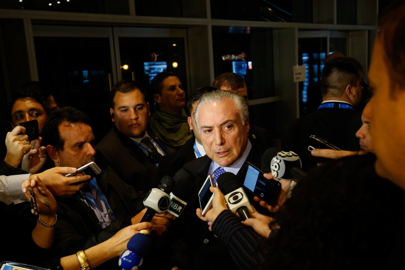Presidente deu declaração na chegada à Argentina, onde participa da 50ª Cúpula do Mercosul
