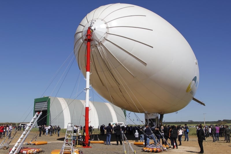 ADB 3-X01 mede 50 metros de comprimento e pode carregar 1,5 tonelada e seis pessoas