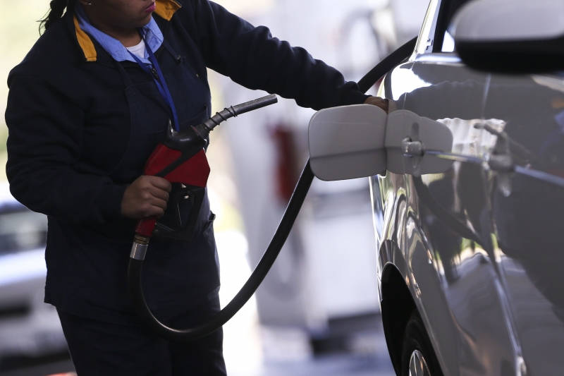 Com nova política de revisão, preços de combustíveis podem ser atualizados diariamente