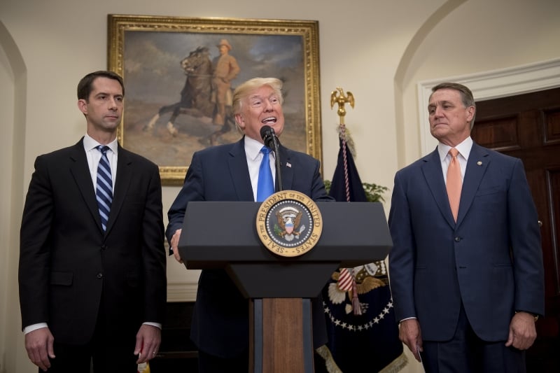 Donald Trump, apresentou com dois senadores republicanos o projeto de lei 