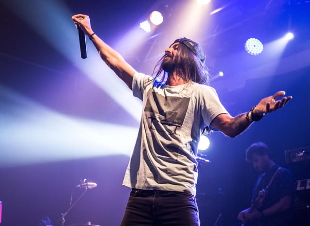 Apresentação deste sábado (11) é a primeira de Armandinho em Porto Alegre desde o começo da pandemia