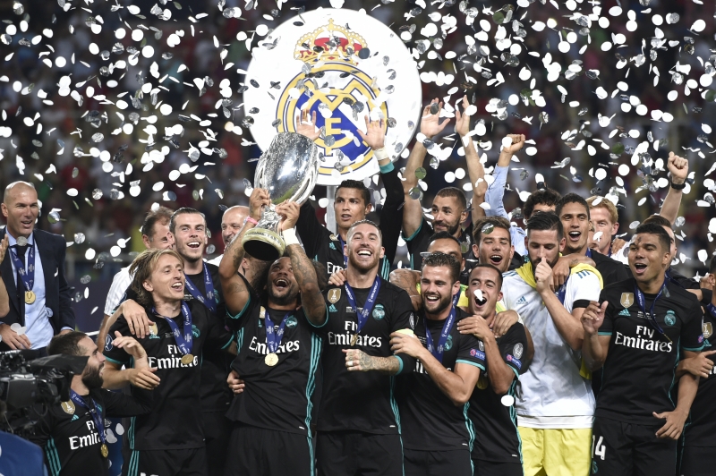 Merengues celebram conquista da Supercopa