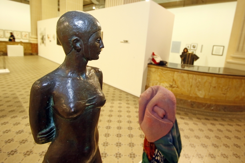 Mostra foi fechada por conta de protestos de grupos conservadores 