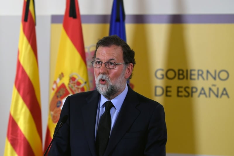 Rajoy decretou ainda luto oficial de três dias por conta do ataque