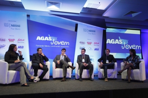 Mesa redonda da Agas Jovem

