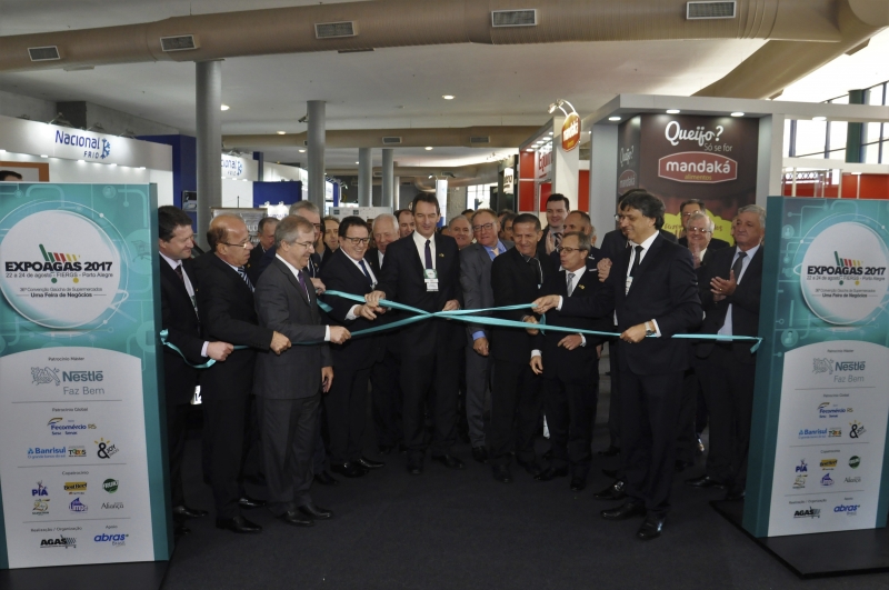Feira do ramo supermercadista foi aberta oficialmente ontem no Centro de Eventos da Fiergs 
