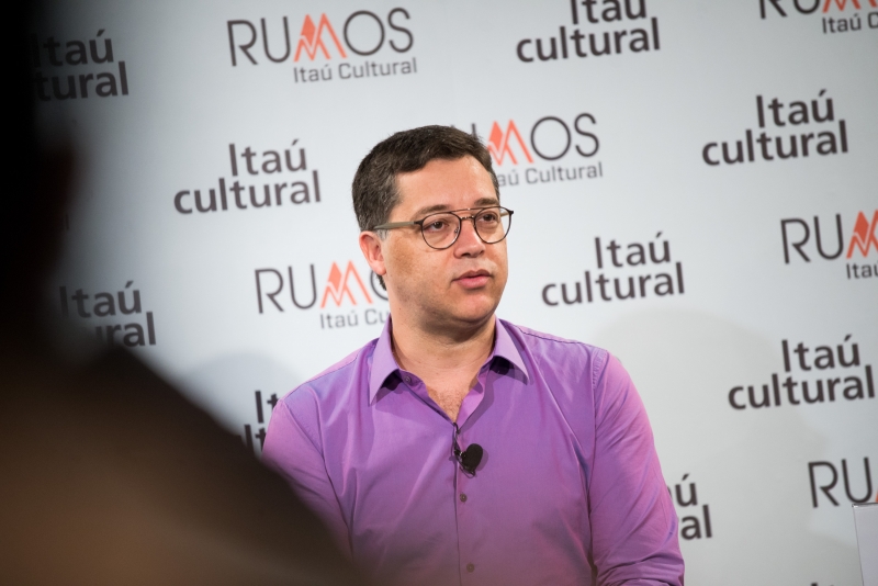 Diretor do Itaú Cultural, Eduardo Saron, detalhou o edital em coletiva