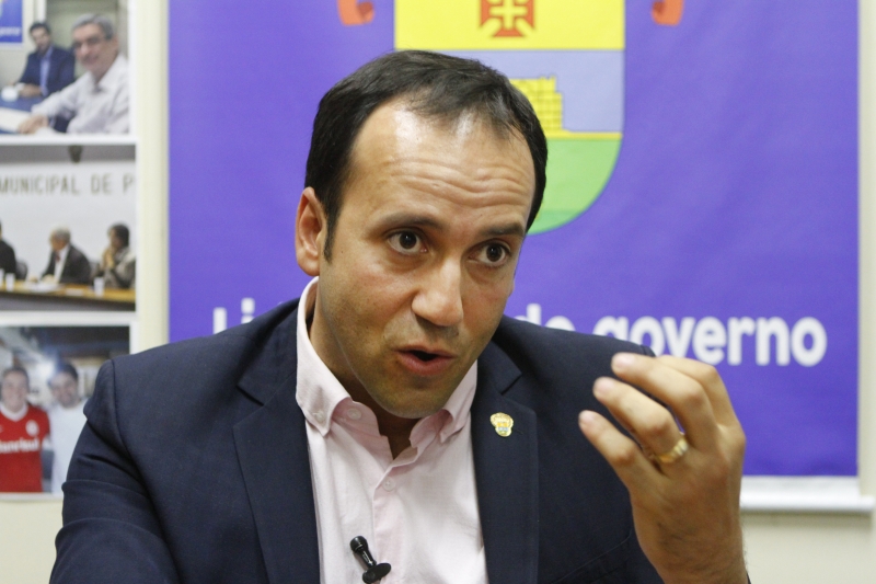 "É inaceitável dizerem que o prefeito atende aos interesses das empresas de transporte"