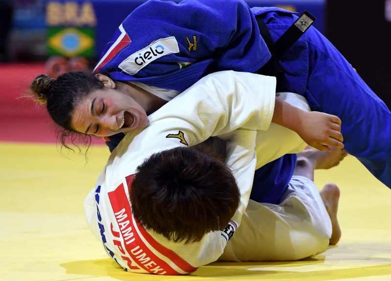 Na decisão, gaúcha venceu judoca japonesa com um ippon