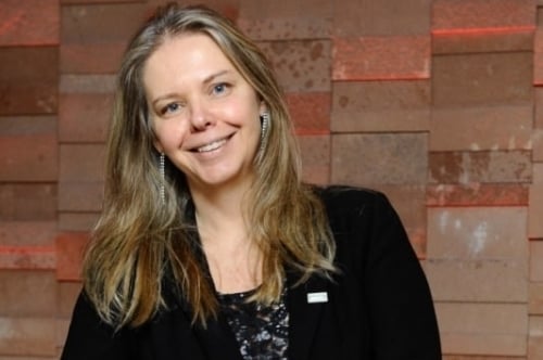 Mônica aponta dificuldade dos profissionais com meios digitais