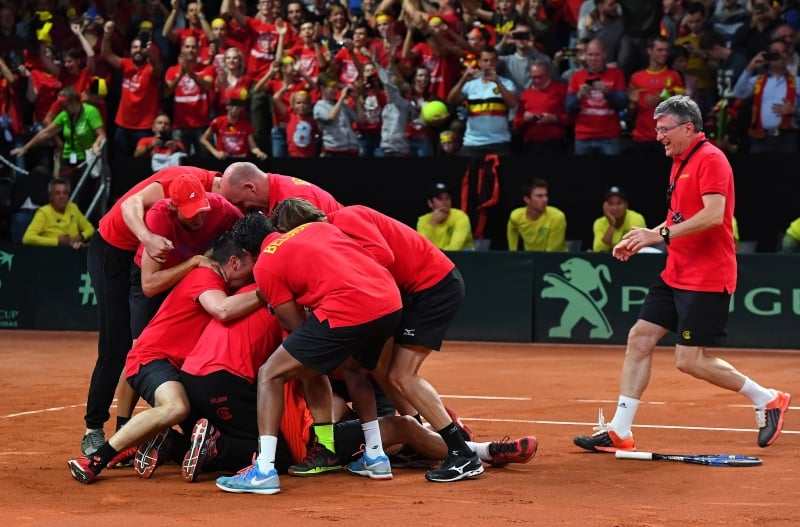 Festa da equipe Belga em Bruxelas: país venceu a equipe da Austrália neste domingo